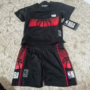 Black and red NBA SET